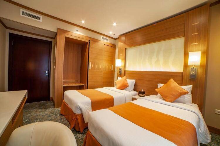 Residence Inn By Marriott Sheikh Zayed Road (Ex. Grand Stay Hotel)