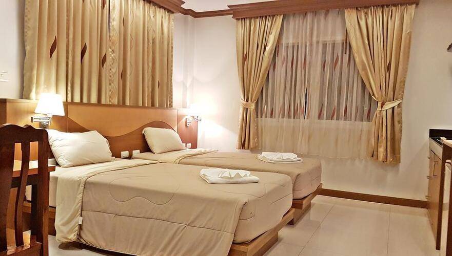 Green Harbor Hotel & Service Apartment