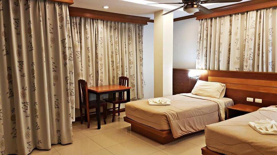 Green Harbor Hotel & Service Apartment