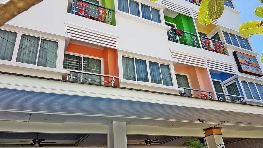 Green Harbor Hotel & Service Apartment
