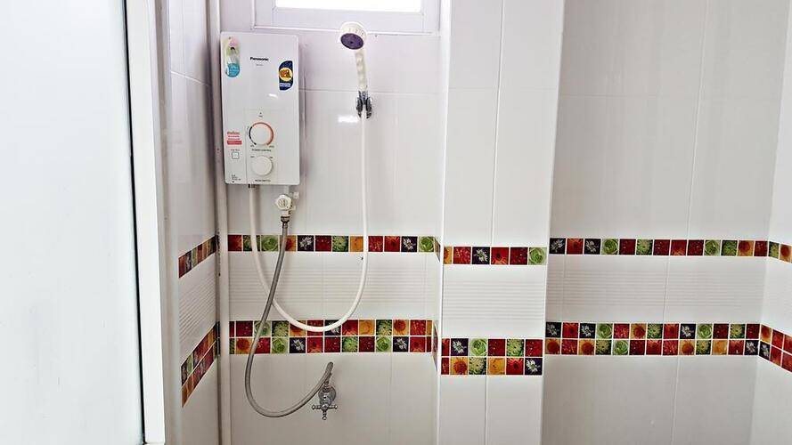 Green Harbor Hotel & Service Apartment