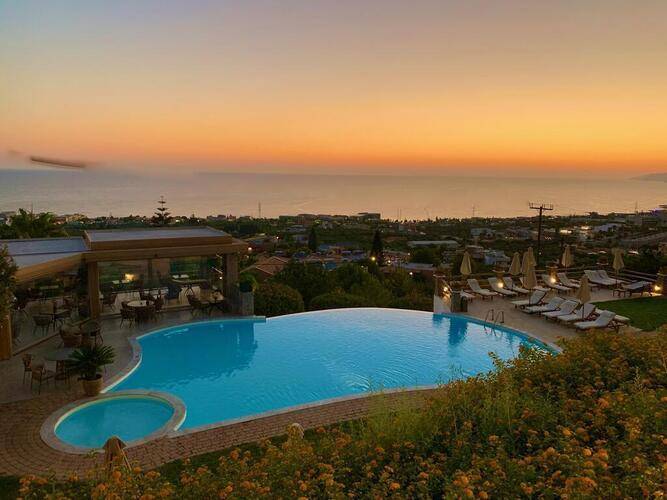 Creta Blue Boutique
