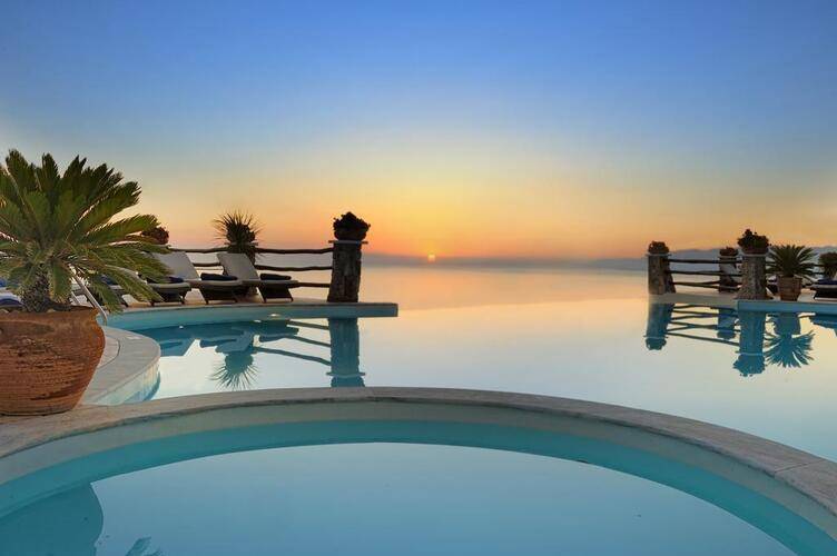 Creta Blue Boutique