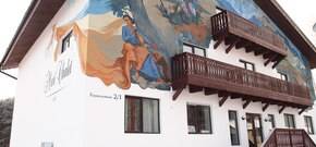 Mari Chalet