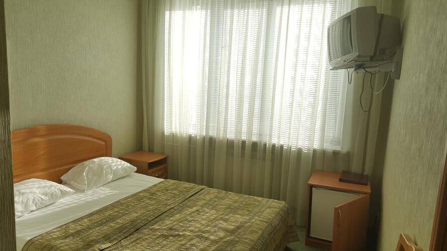Ryan Johnson Hotel