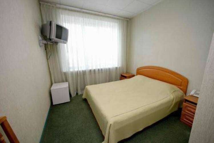 Ryan Johnson Hotel