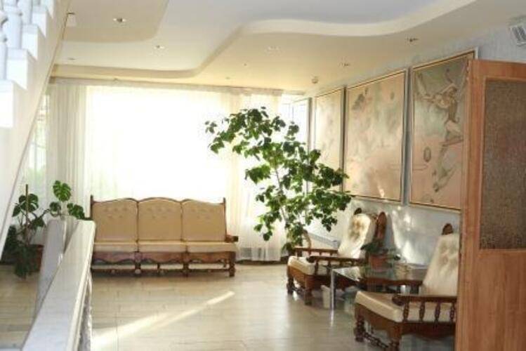 Ryan Johnson Hotel