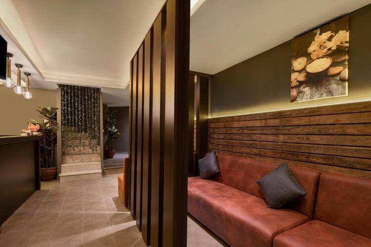 Akka Hotels Lush