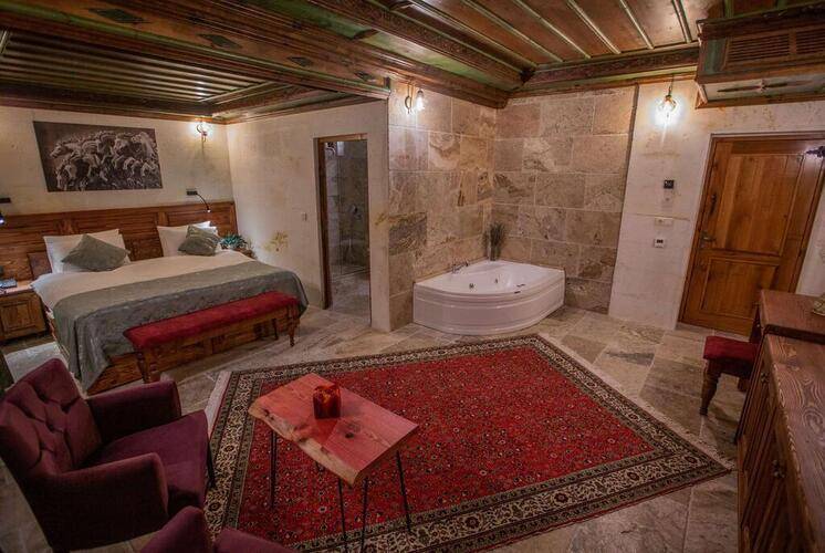 Acer Cave Hotel