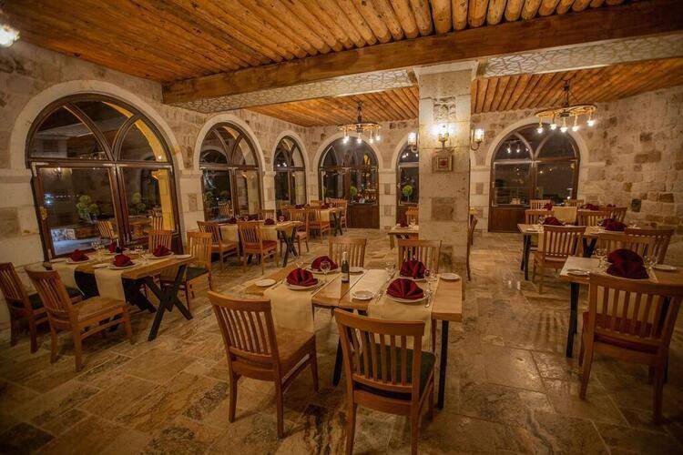 Acer Cave Hotel