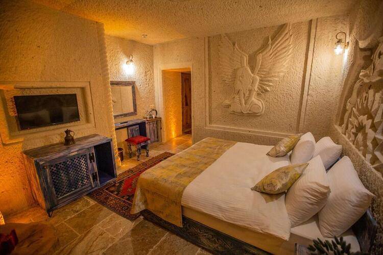 Acer Cave Hotel