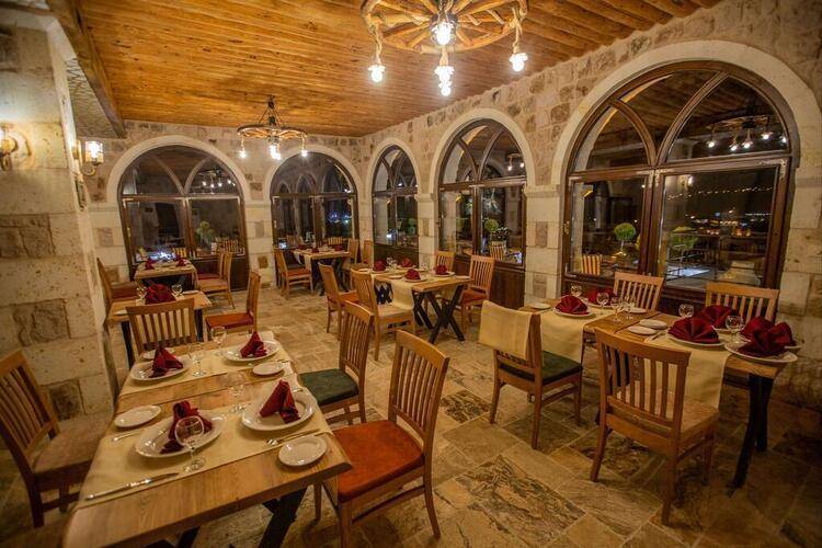 Acer Cave Hotel