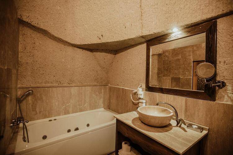 Alia Cave Hotel