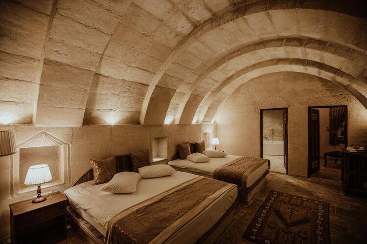 Alia Cave Hotel