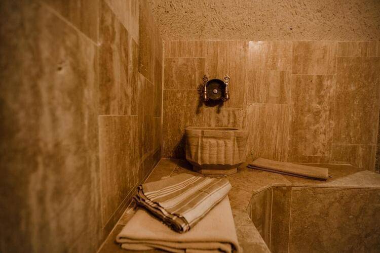 Alia Cave Hotel