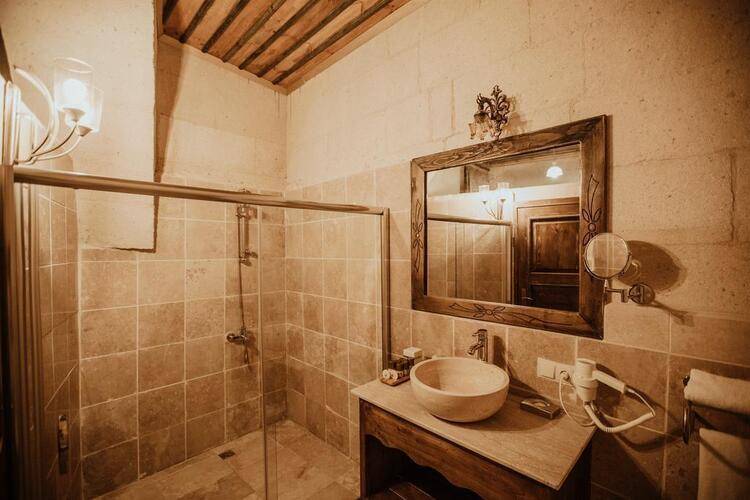Alia Cave Hotel