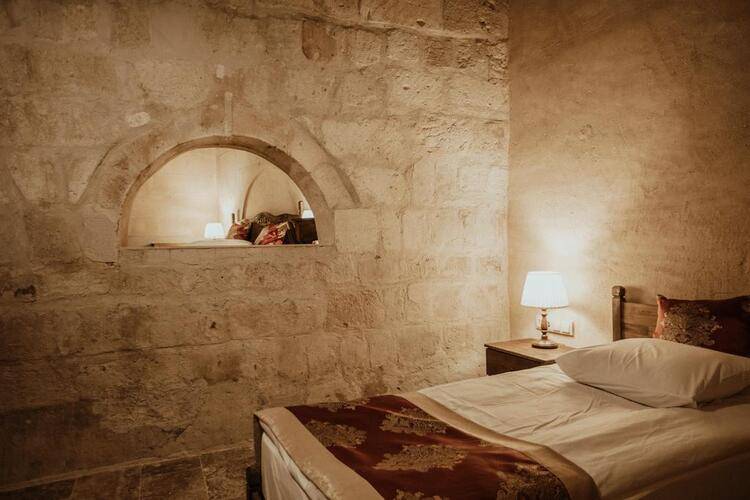Alia Cave Hotel