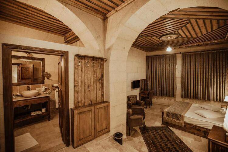 Alia Cave Hotel