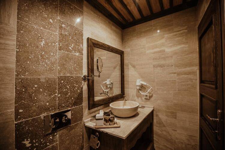 Alia Cave Hotel