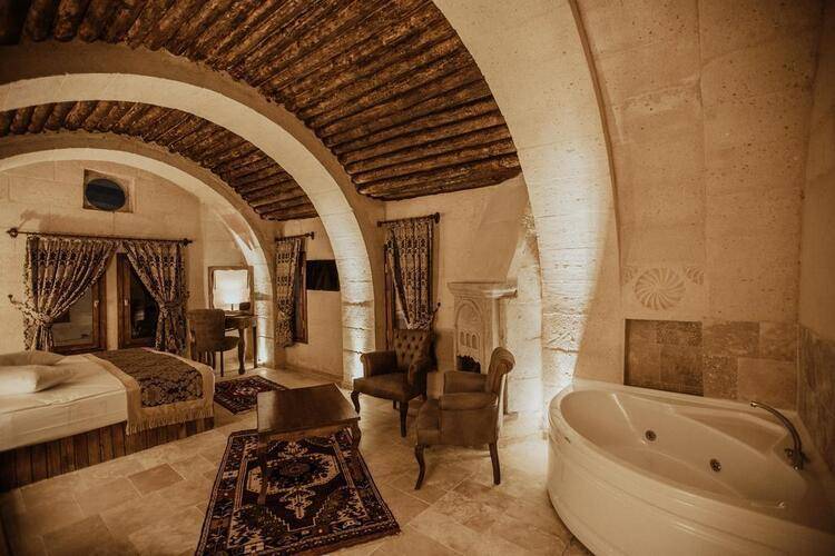 Alia Cave Hotel