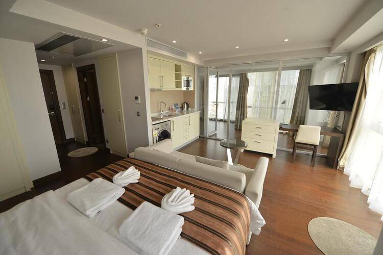 Mac Hotel Vazo Kule