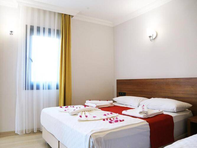 Modern Life Hotel