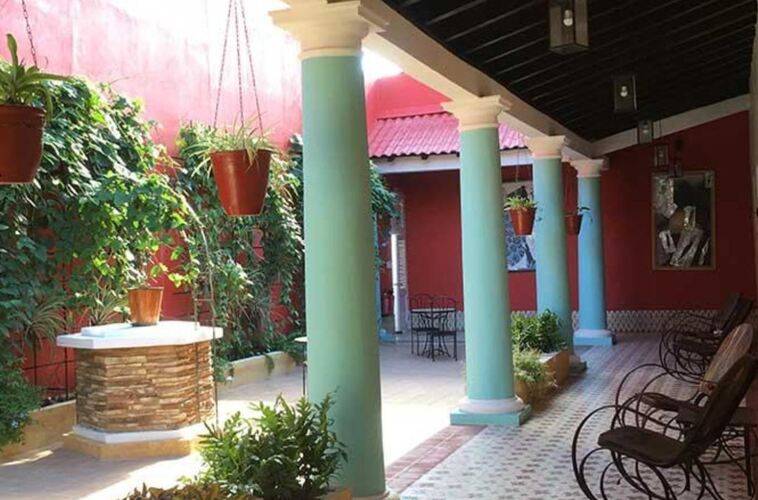 Hoteles E Esmeralda