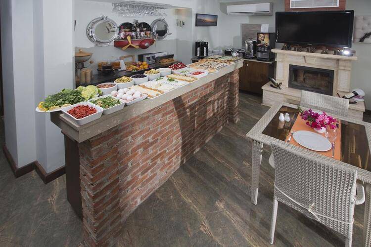 Akkan Luxury Hotel