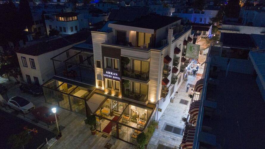 Akkan Luxury Hotel