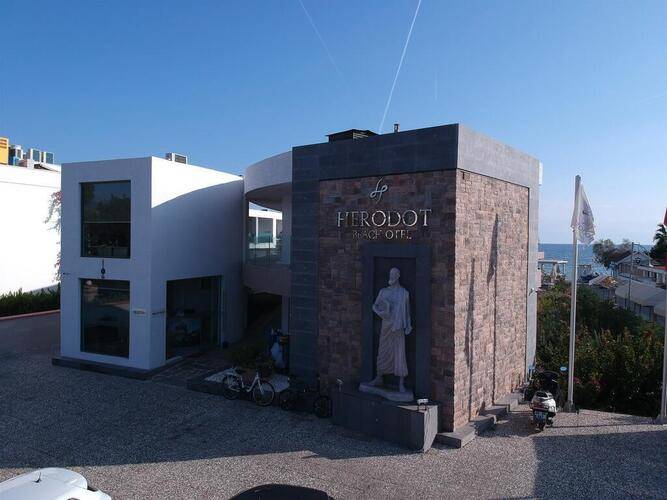 Herodot Beach Hotel
