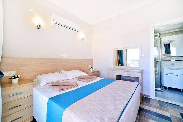 M Suite Hotel