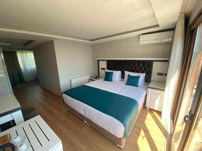 Maritime Hotel