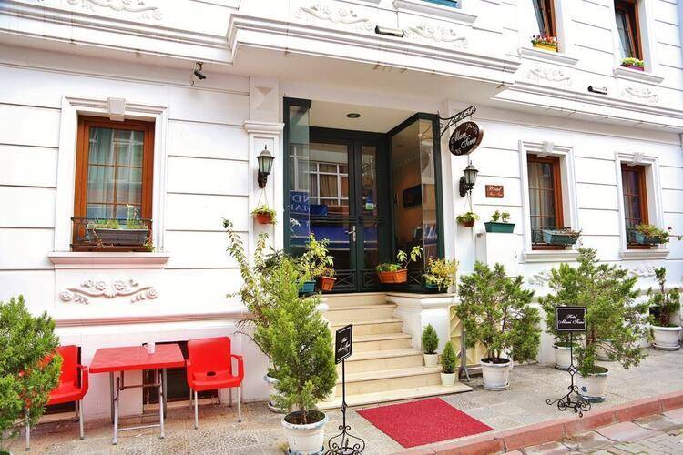 Maritime Hotel