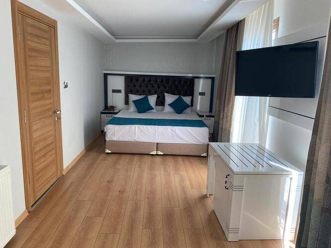 Maritime Hotel
