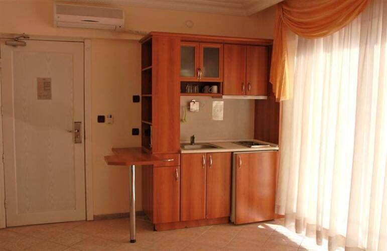 Mutlu Apart Hotel