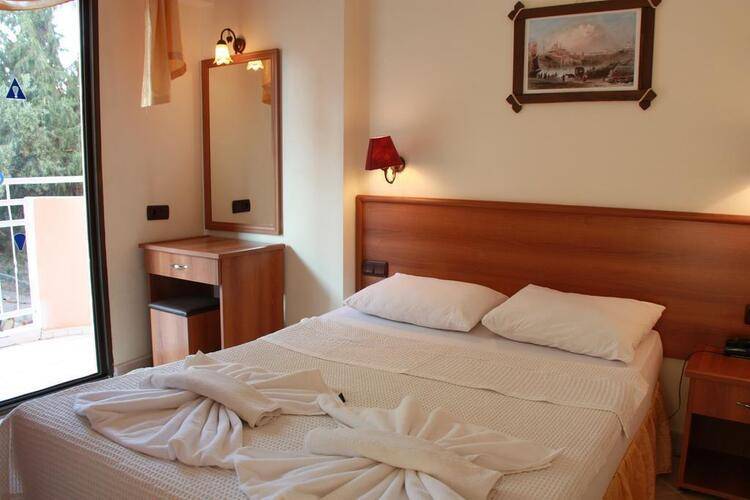 Mutlu Apart Hotel