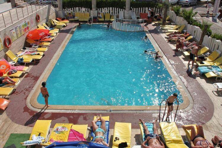 Mutlu Apart Hotel