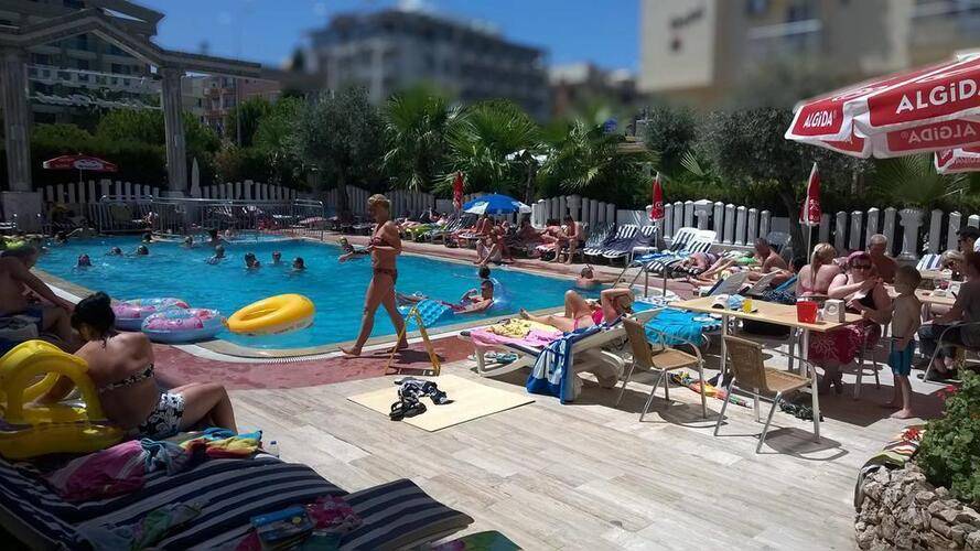 Mutlu Apart Hotel