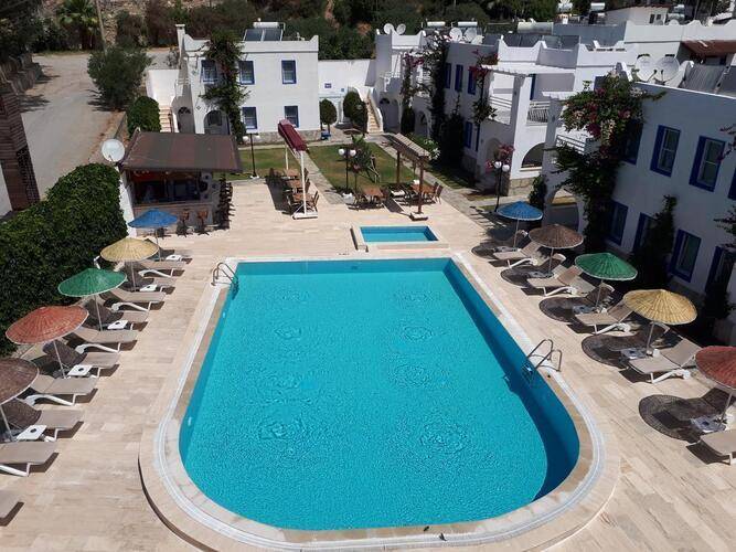 Paradise Apart Hotel