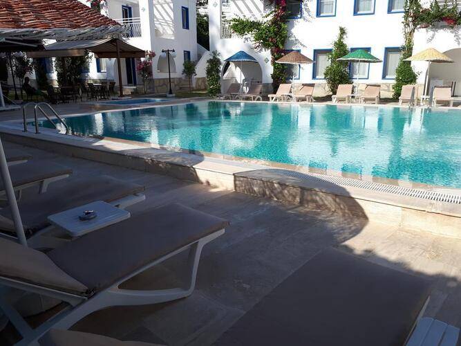 Paradise Apart Hotel