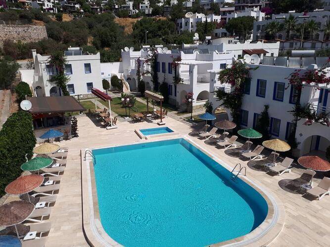 Paradise Apart Hotel