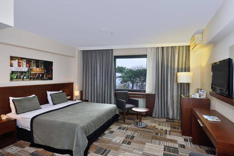 Tiara Hotel Spa