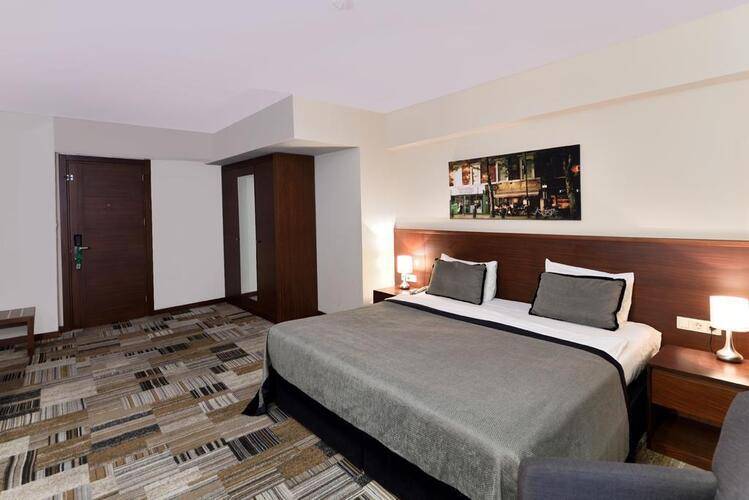 Tiara Hotel Spa