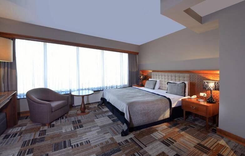 Tiara Hotel Spa