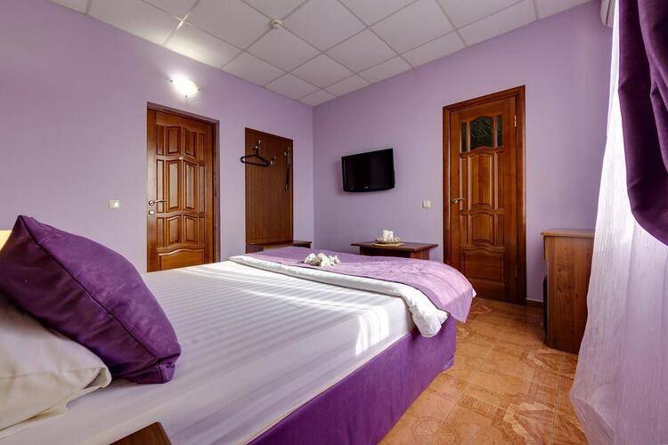 Мартон Амиго