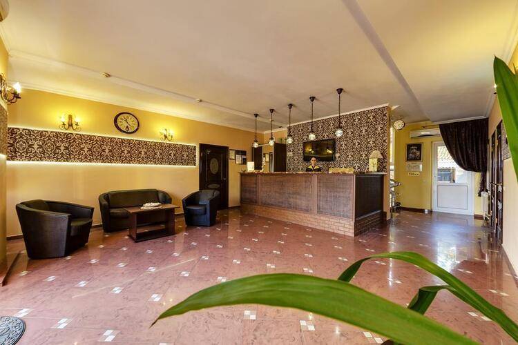 Мартон Амиго