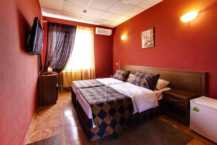 Мартон Амиго