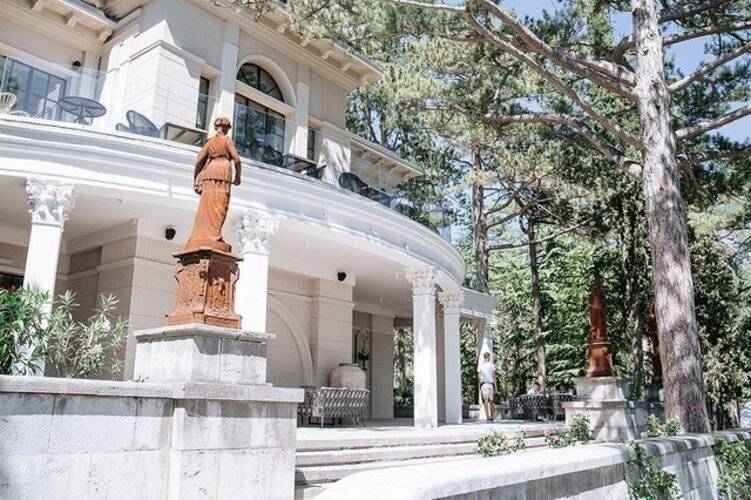 Палласа (Pallasa) Отель