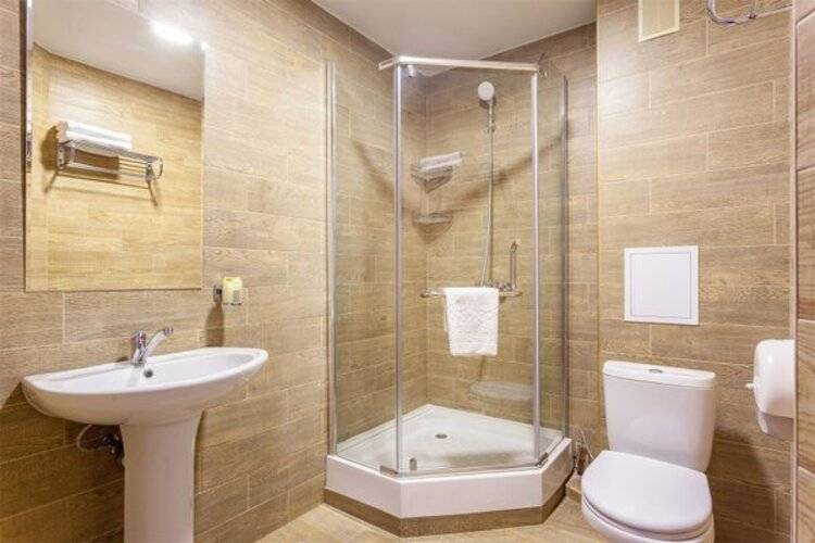 Мартон Лидер