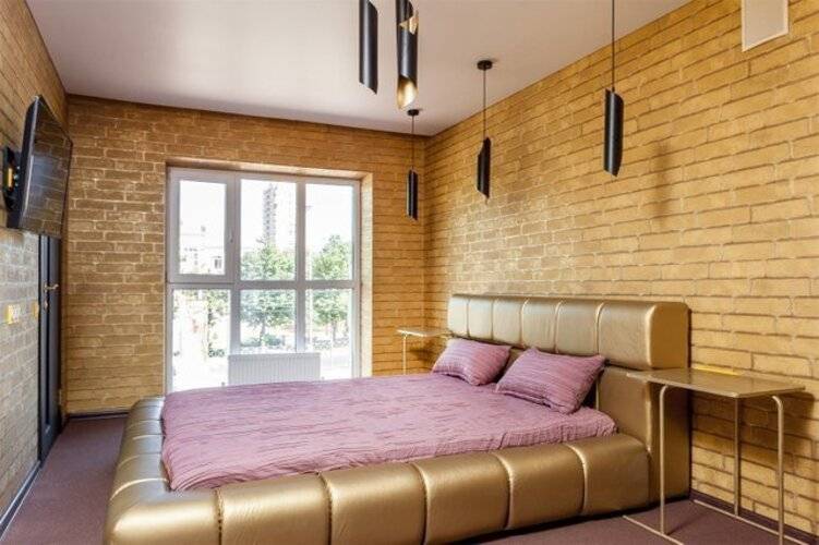 Мартон Лидер